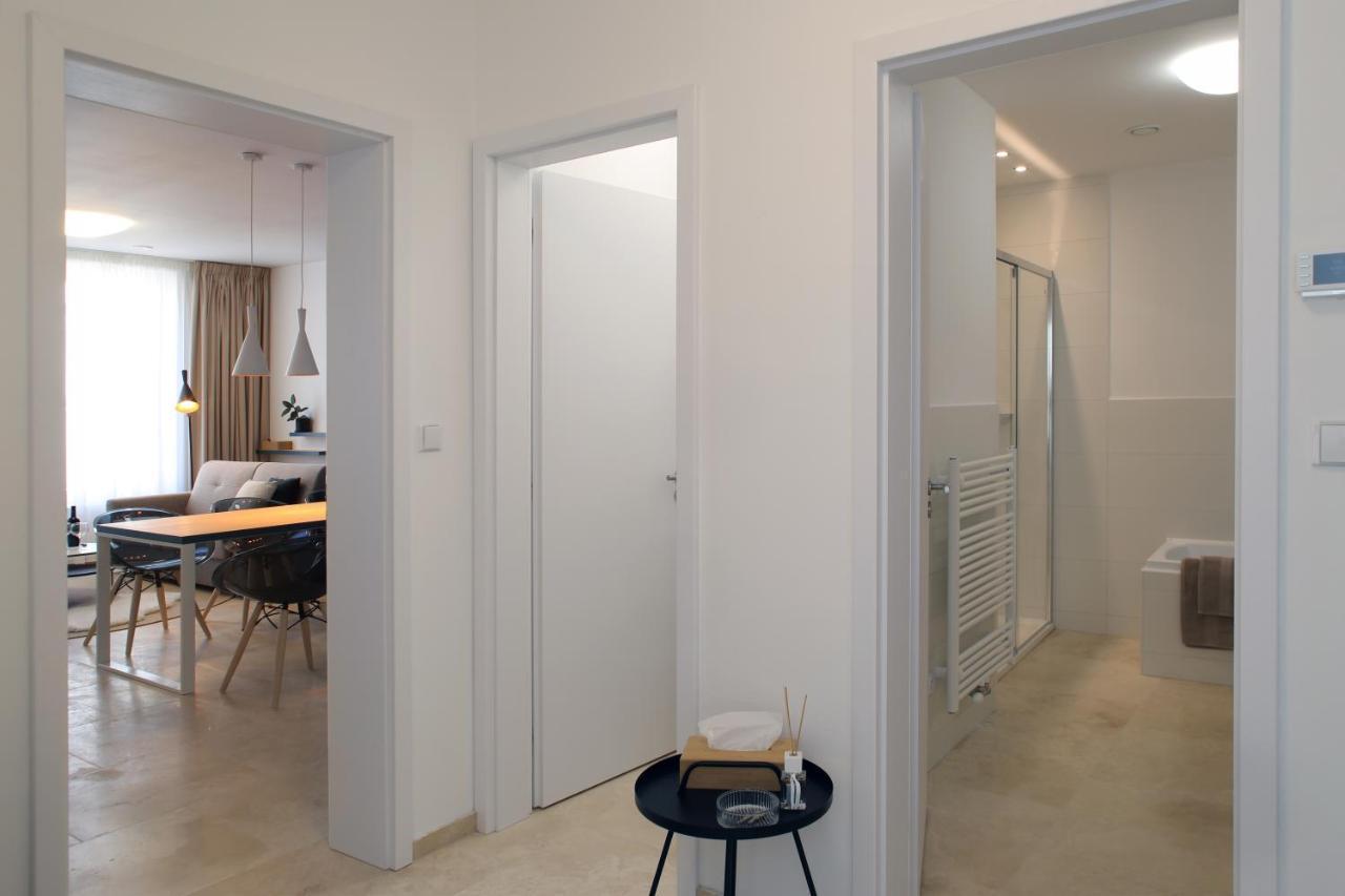 Apartmany Omega Lanskroun Ngoại thất bức ảnh