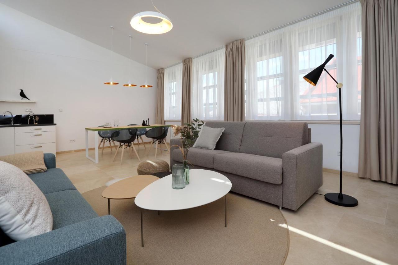 Apartmany Omega Lanskroun Ngoại thất bức ảnh