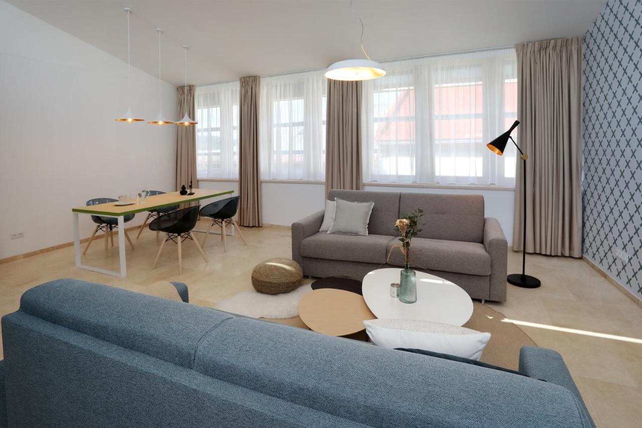 Apartmany Omega Lanskroun Ngoại thất bức ảnh