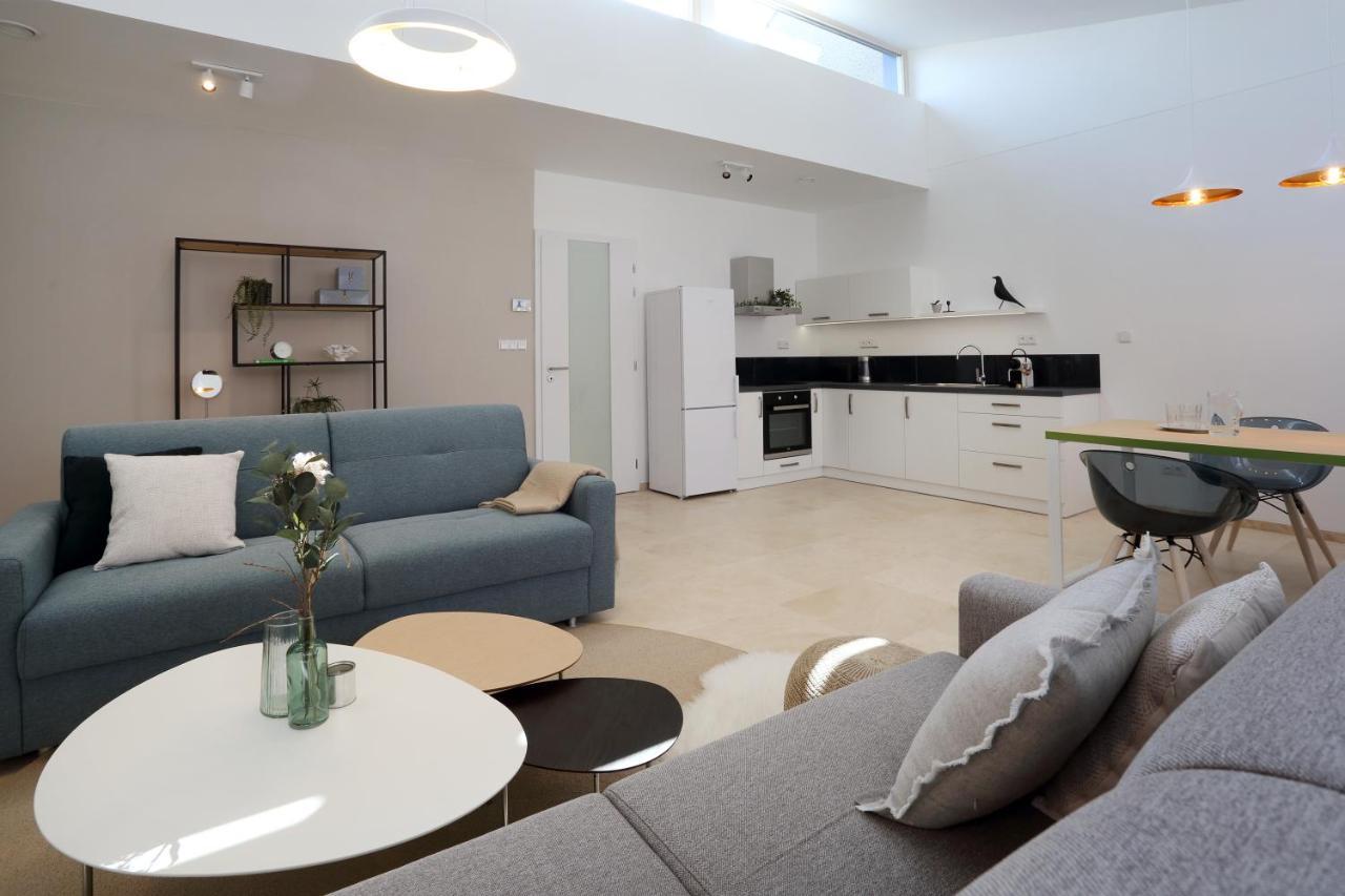 Apartmany Omega Lanskroun Ngoại thất bức ảnh