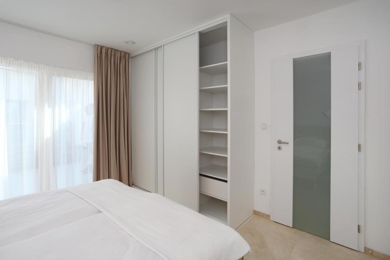 Apartmany Omega Lanskroun Ngoại thất bức ảnh